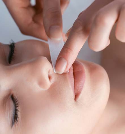 upper lip waxing